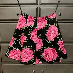 INC size 6 hot pink hydrangeas pleated skirt